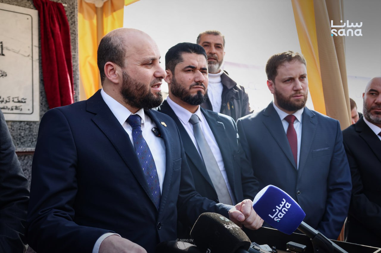 وزير الطاقة يضع حجر الأساس لمحطة كهرباء زيزون في سهل الغاب بحماة