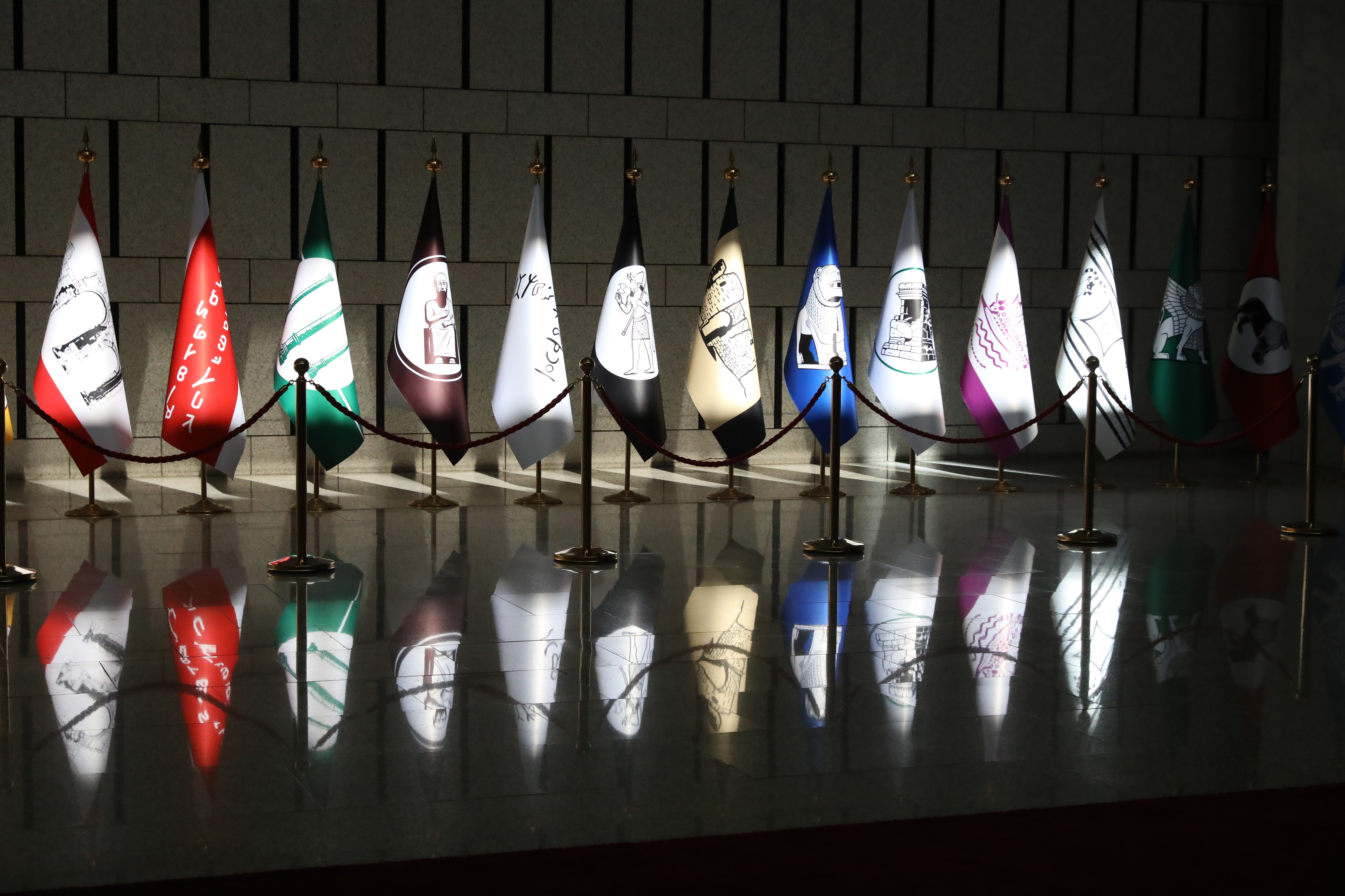 رايات سوريّة تُعرض لأول مرة خلال زيارة وفد تركي… إلى ماذا ترمز؟