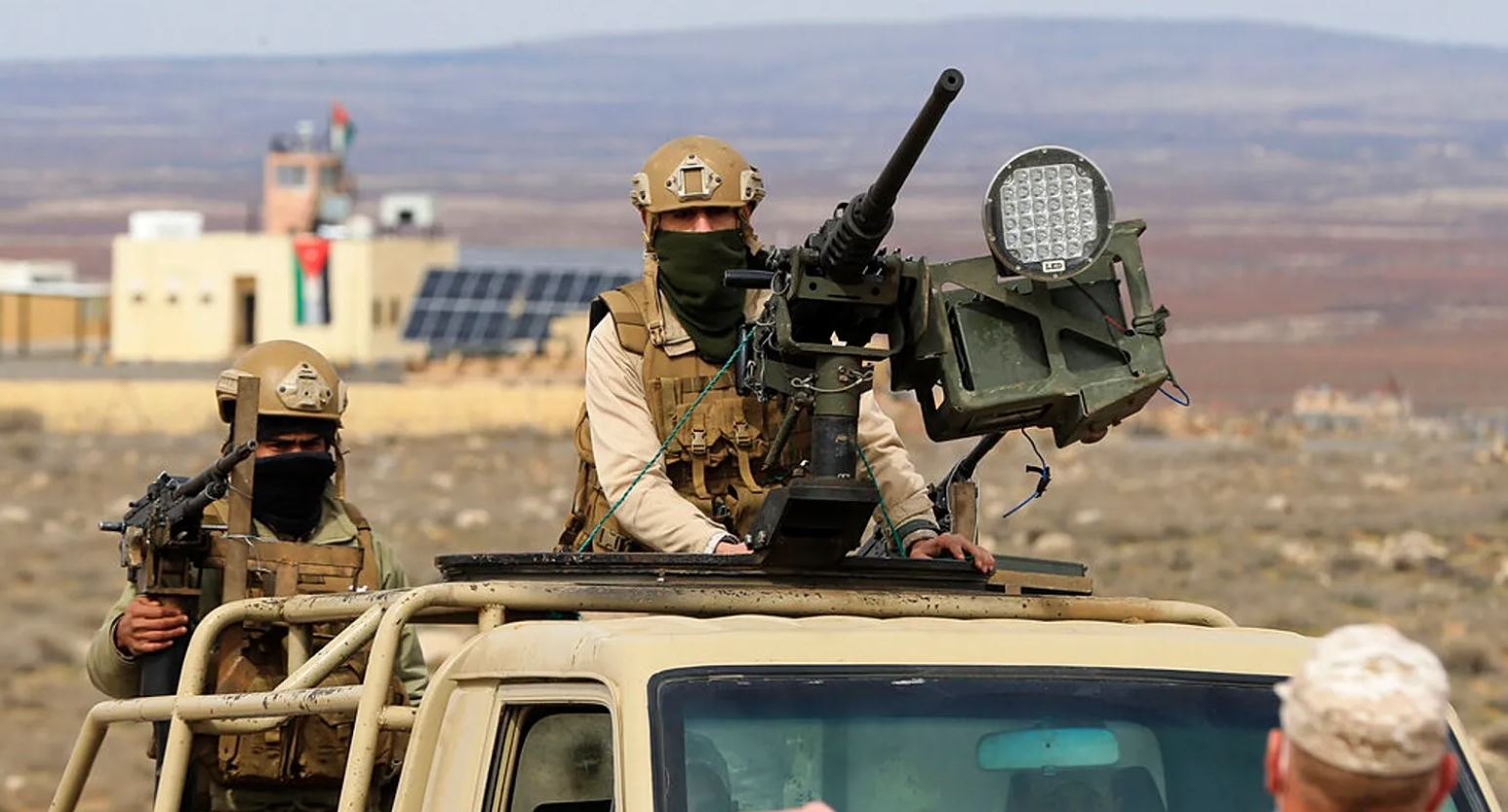 عملية “عين الصقر” في سوريا ضد داعش مستمرة وقد تمتد لأيام