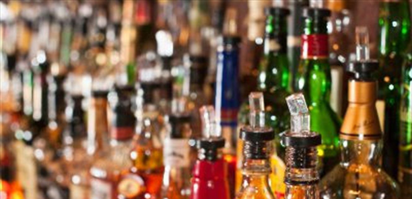 فرض مئة ألف ليرة كلصاقة على المشروبات الكحولية في سوريا