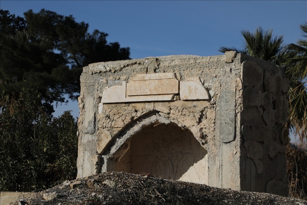 السيطرة على ضريح سليمان شاه… قائد عسكري يتحدث عن «الشرف والواجب الوطني»